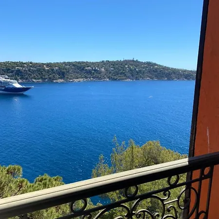 Riviera Dreams Of Life